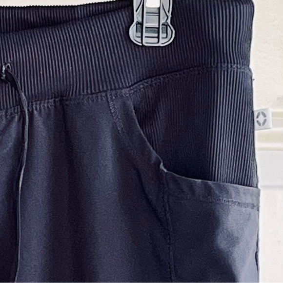 Cherokee S Straight Leg Scrub Pants with Zipper Pocket - Picture 6 of 11